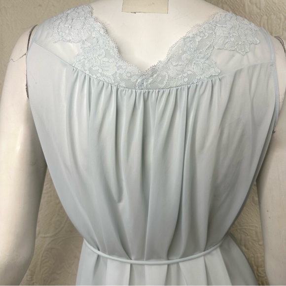Shadowline VTG Nylon Lace Embroidered Bed Jacket & Short Nightgown 2-Pc … - Picture 9 of 15